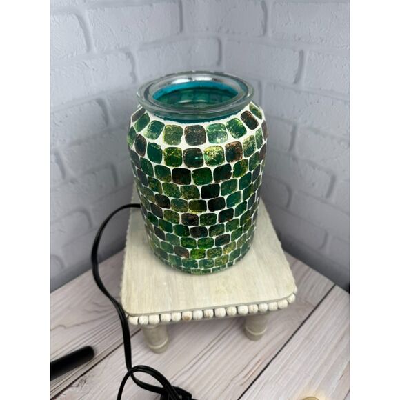 Scentsy On The Seashore Wax Warmer - Picture 5 of 8